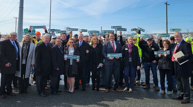 The rally organized by the 17-Forward-86 coalition was held at the Galleria at Crystal Run in the Town of Wallkill, NY.